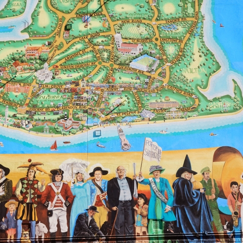 Large Map and Wall Art Mural on building
Waverly Road Portsmouth Map - City Guide 2022