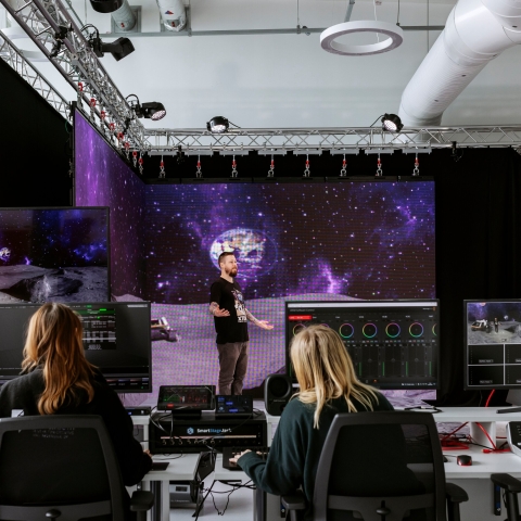 Images capturing CCIXR facility