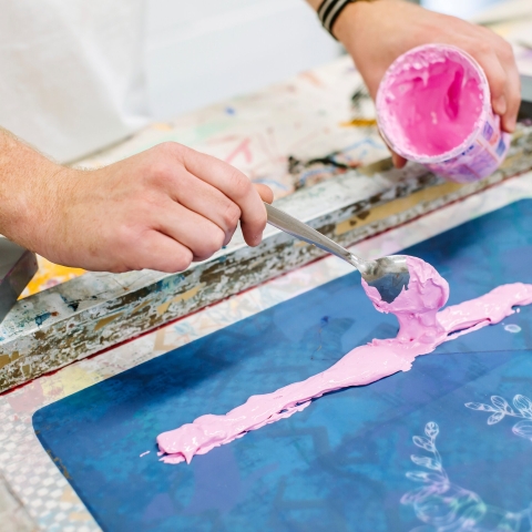 Screen printing in the fabric workshop