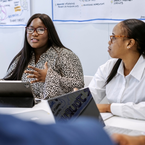 ** To only be used in relation to SEKE/Innovation Connect for Amy Doyle, Courtney Elkins, Rebecca Mott, Leah Lewis, Lynda Povey, Carley Elkins, Eilish Gorse and Jaimes Harrington. **- 15/06/2022.SEKE - University of Portsmouth ..All Rights Reserved - Helen Yates- T: +44 (0)7790805960.Local copyright law applies to all print & online usage. Fees charged will comply with standard space rates and usage for that country, region or state.