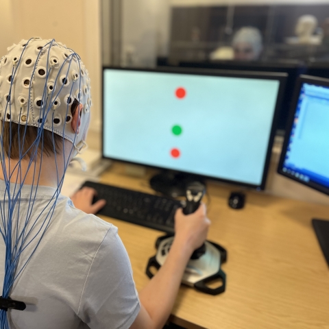 Study participants play the game while researchers measure their brain activity using Eelectroencephalography