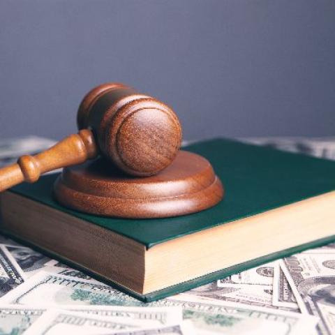 Judge hammer - Photo by Sasun Bughdaryan on Unsplash