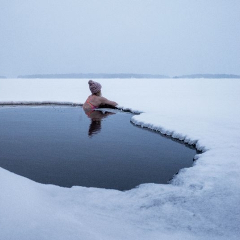 Cold water swimming