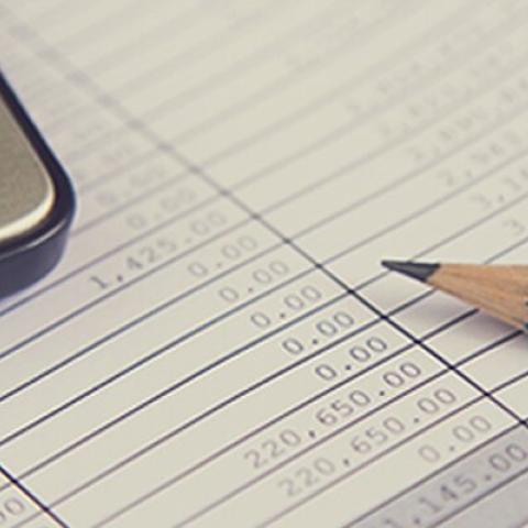 Accounting calculator and graph