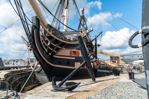 EDITORIAL LICENSE; PLEASE SEE ADDITIONAL ASSET FOR FULL LICENSE TERMS.