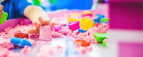 STANDARD LICENSE; PLEASE SEE ADDITIONAL ASSET FOR FULL LICENSE TERMS. BY REQUESTING THIS PHOTO, YOU ARE AGREEING TO THESE TERMS.