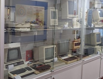 Display of old computers