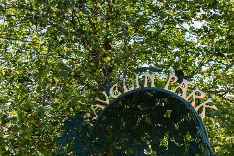Ravelin park entrance