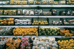 plastic supermarket 