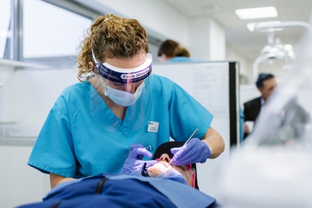 15/12/21.Homeless people receive dental treatment ..All Rights Reserved - Helen Yates- T: +44 (0)7790805960.Local copyright law applies to all print & online usage. Fees charged will comply with standard space rates and usage for that country, region or state.