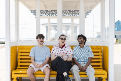 Copyright: Helen Yates Photography.
CRM team and web team use only.